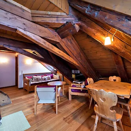 Apartman Chesa La Cuntainta - *